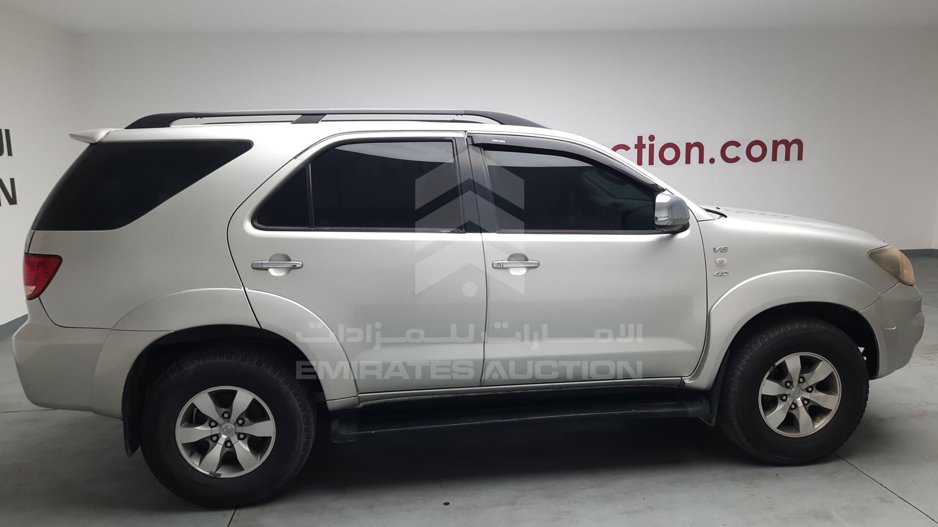 2006 TOYOTA FORTUNER VIN: MR1YU59G660006167