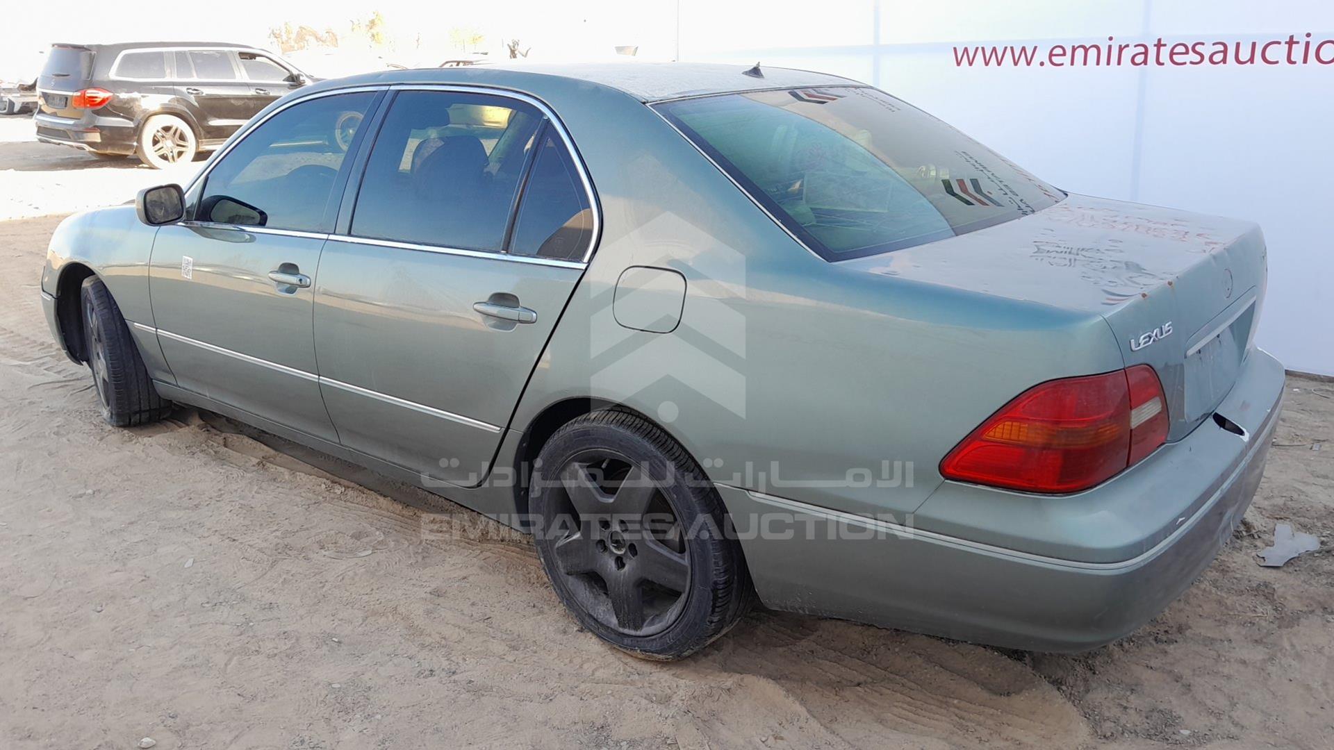 2002 LEXUS LS 430 VIN: JTHBN30F220065918