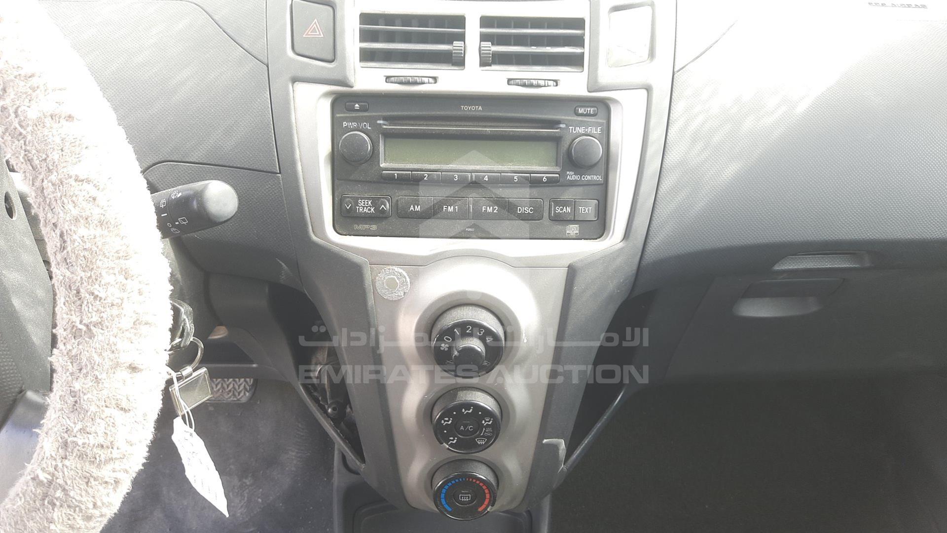 2010 TOYOTA YARIS VIN: JTDKW9239A5144590