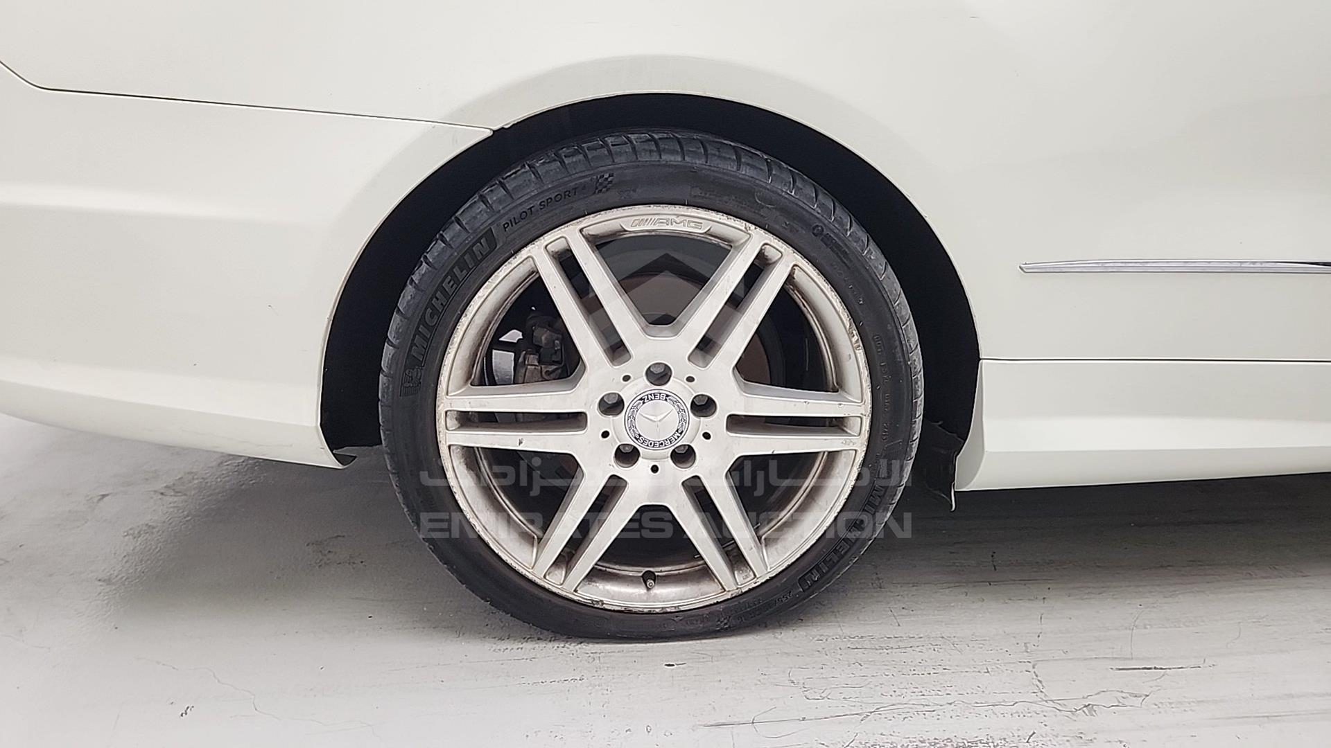 2010 MERCEDES E 350 VIN: WDDKK5GF8AF033861