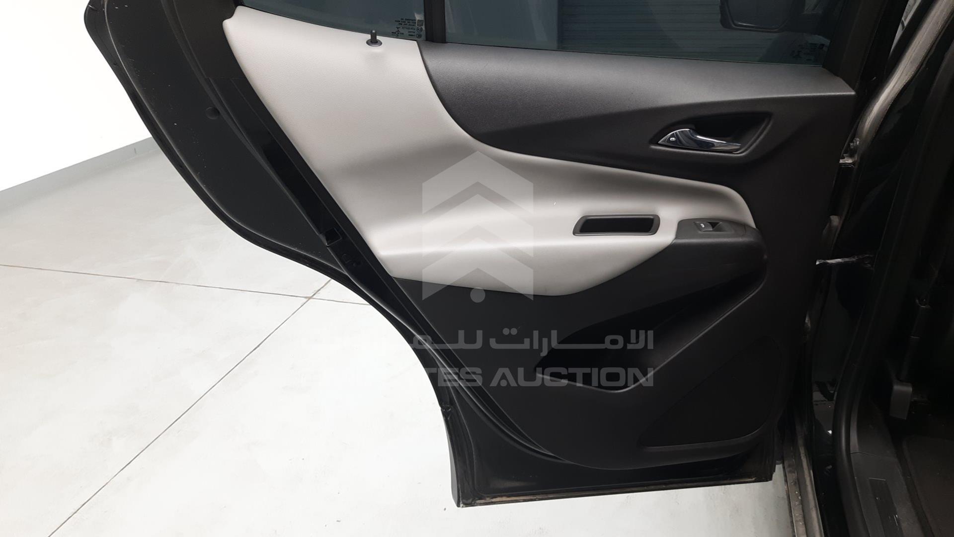 2018 CHEVROLET EQUINOX VIN: 3GNAX9DV8JS518935