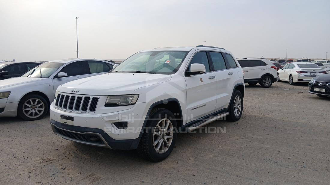 2014 Jeep Grand Cherokee — Front Left Angle — Photo 9