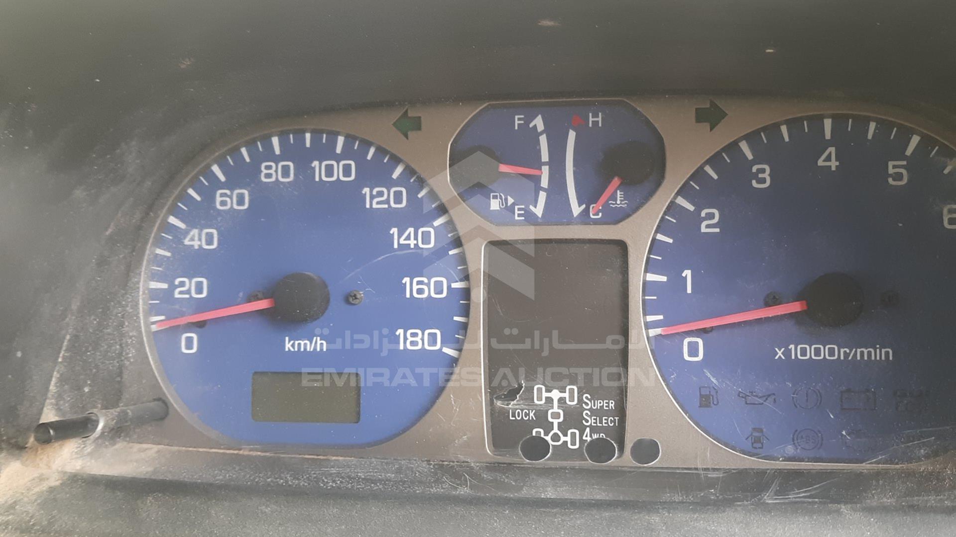 2005 MITSUBISHI PAJERO VIN: H66W-0015385