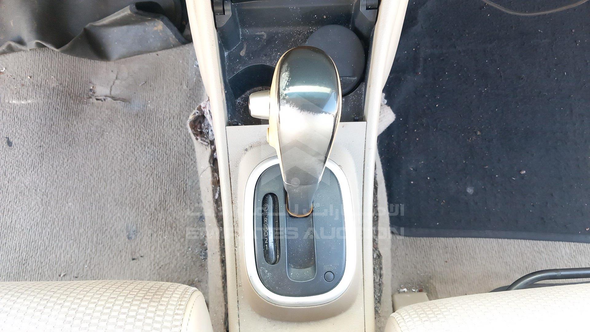 2008 NISSAN TIIDA VIN: JN1CC13CX8T005882
