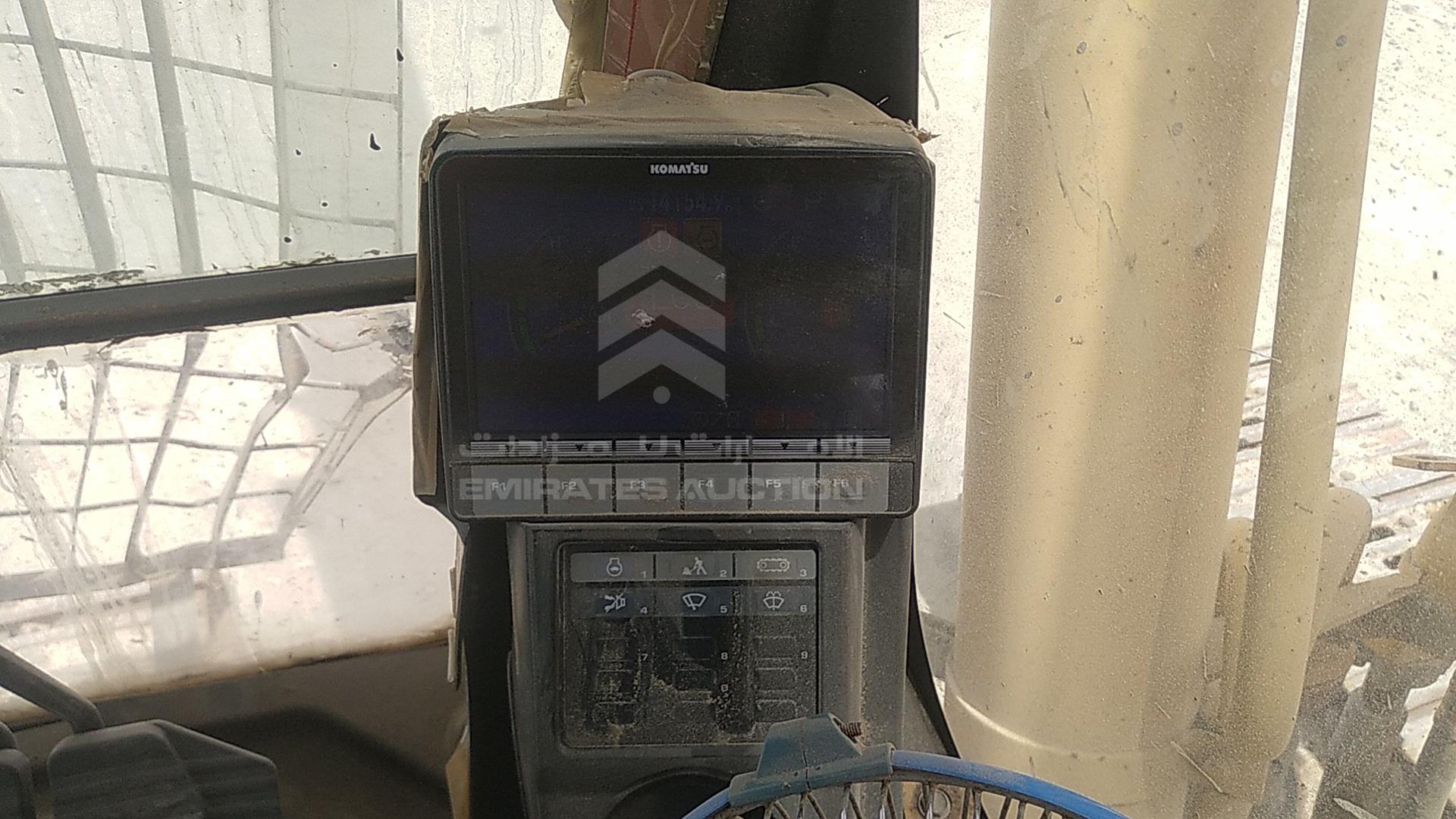 2013 KOMATSU EXCAVATOR VIN: KMTPC244P87C10549
