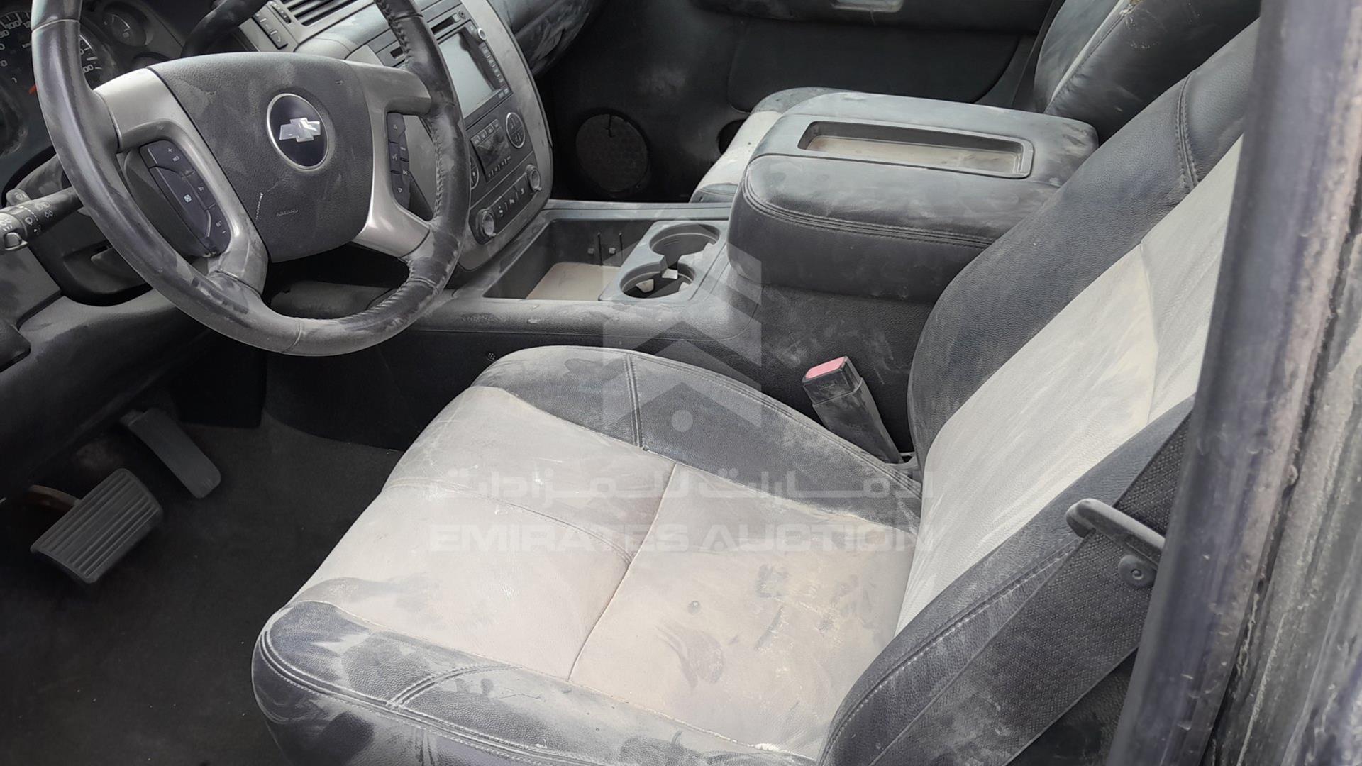 2008 CHEVROLET TAHOE VIN: 1GNFK13JX8R116173
