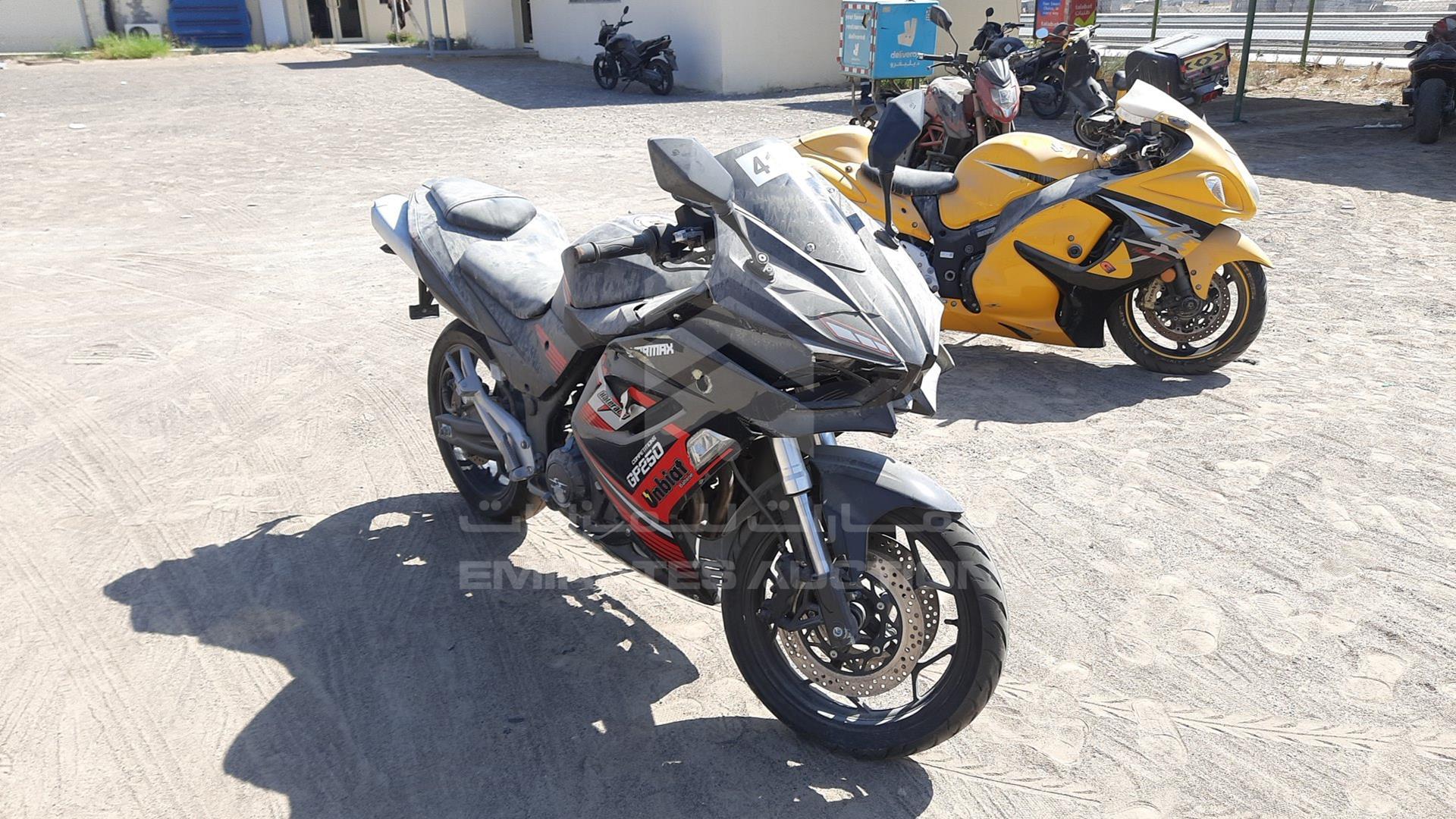 0 MOTORBIKE --- VIN: HY2PEANDXPB000392