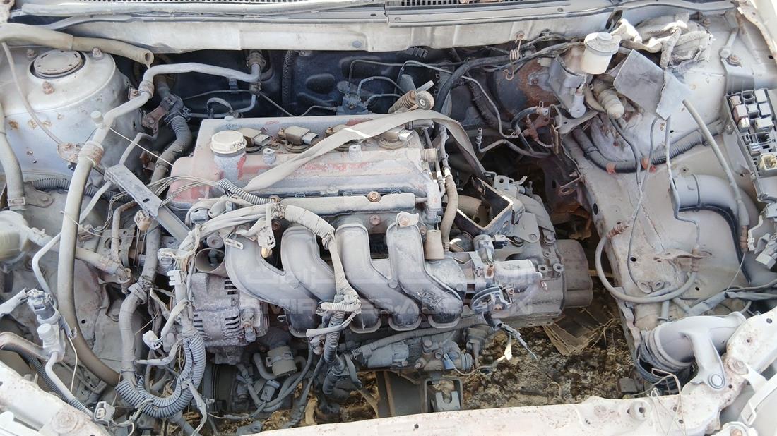 2005 Toyota Corolla - Scrap without document — Engine Bay — Photo 29