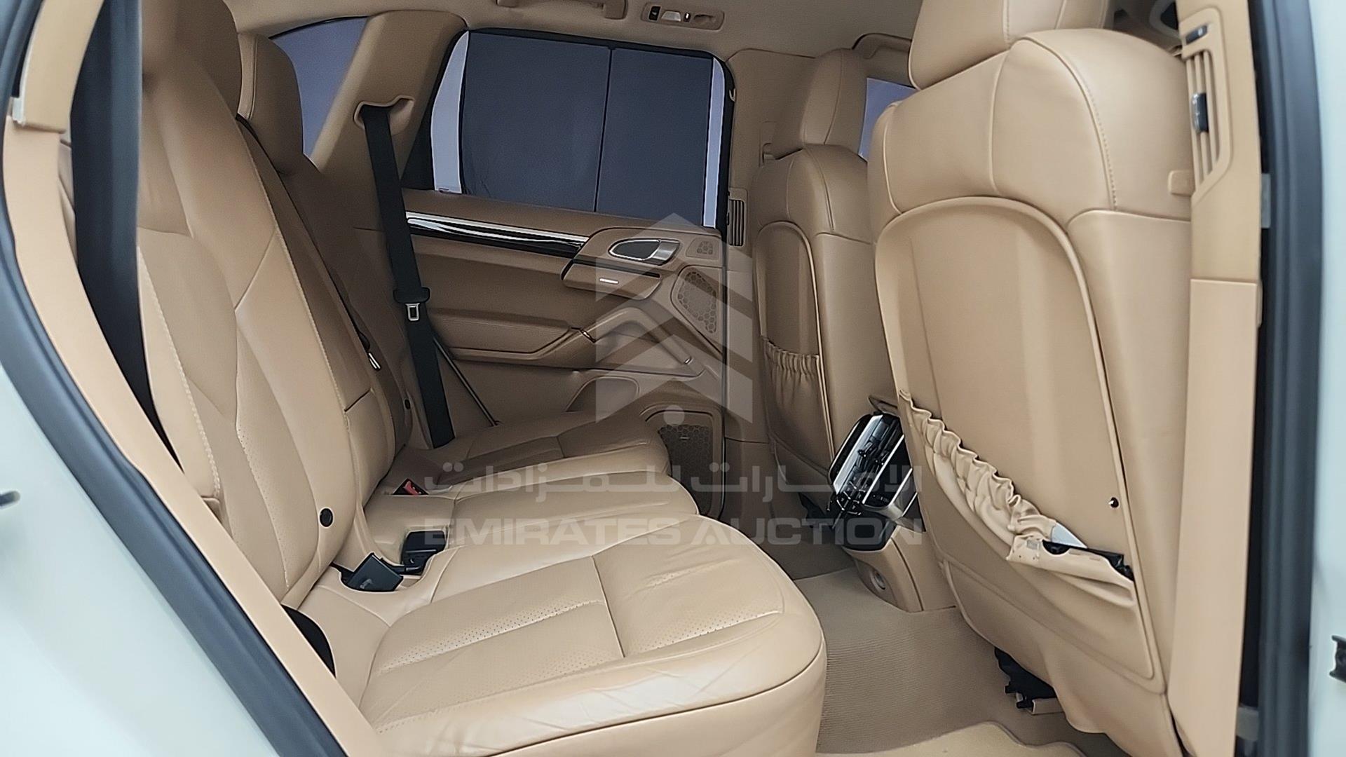 2012 PORSCHE CAYENNE S VIN: WP1ZZZ92ZCLA41900