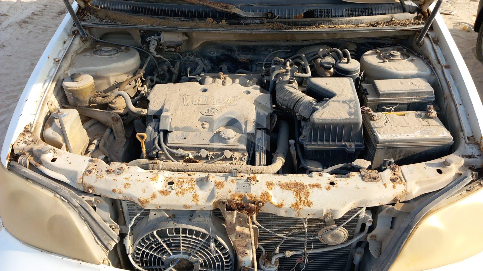 2005 KIA CARNIVAL VIN: KNAUP752456711573