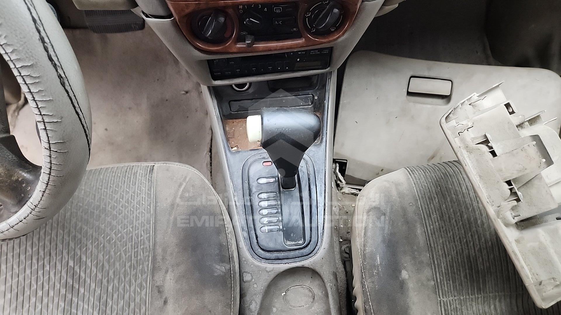 2005 NISSAN SUNNY VIN: JN1BN61C55W015090