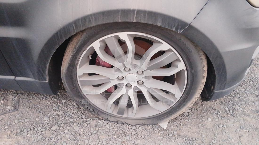 2016 Range Rover Sport — Front Right Tyre — Photo 29