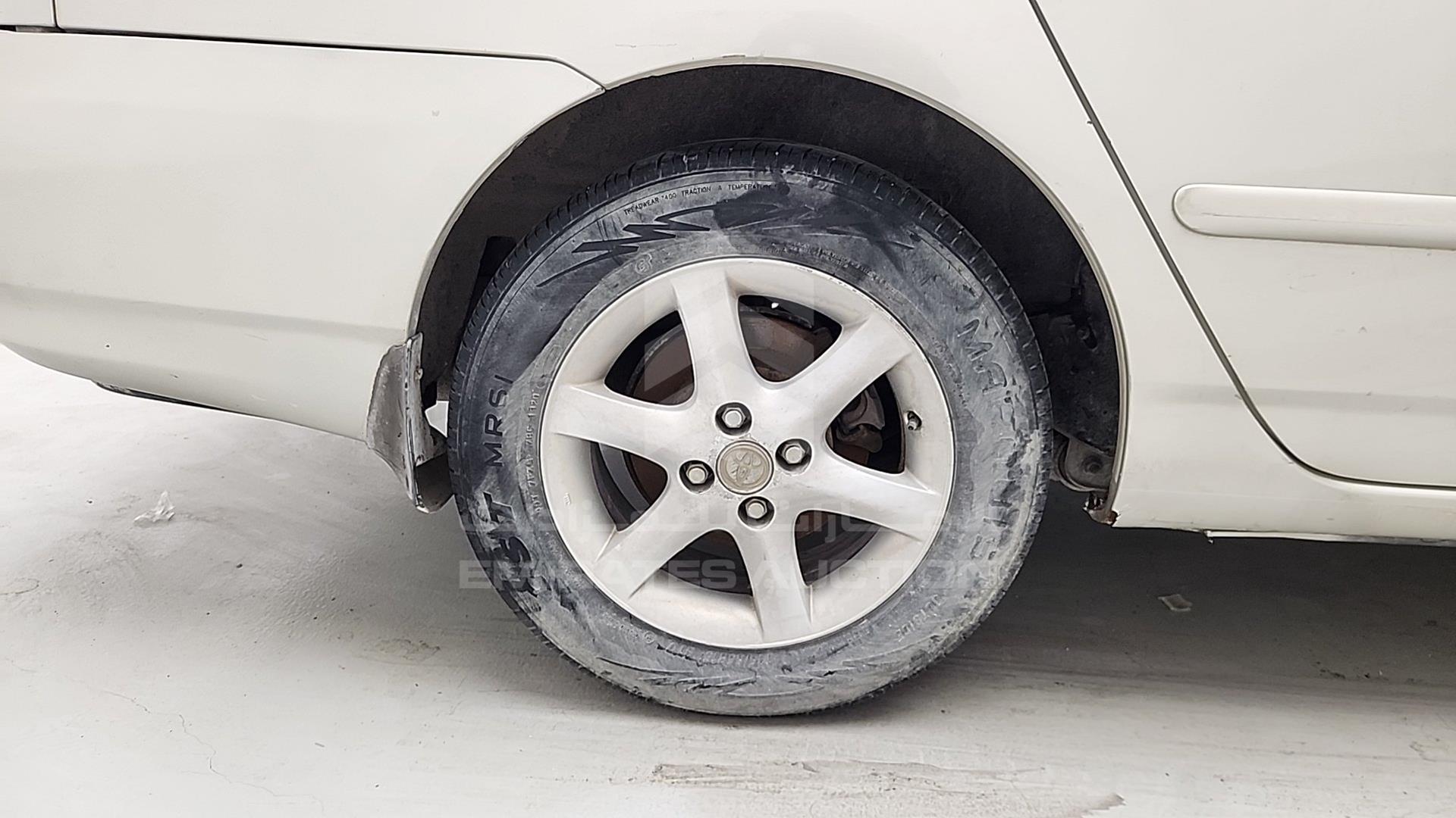 2005 TOYOTA COROLLA VIN: ZE15035586