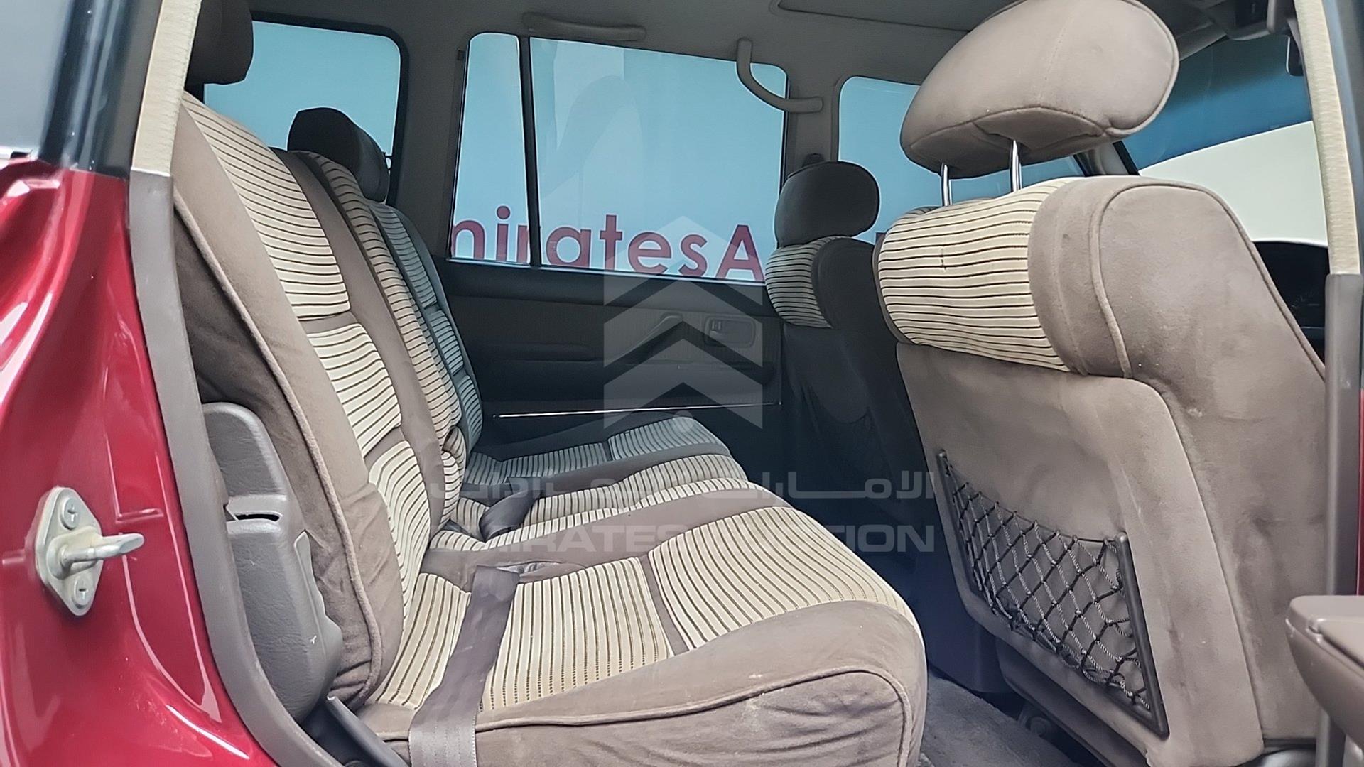 1990 TOYOTA LAND CRUISER VIN: FJ800000117
