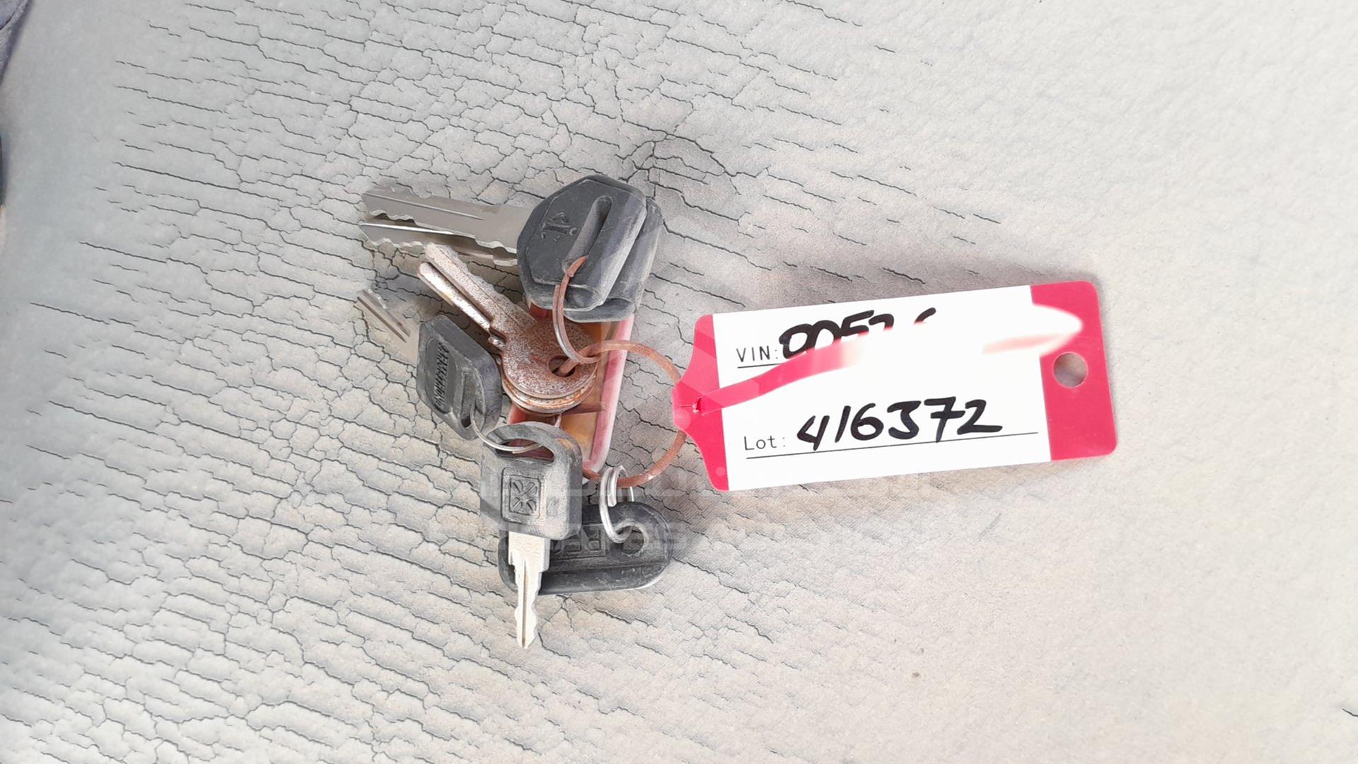 2014 TATA LPO1618 VIN: MAT449253E0L00526