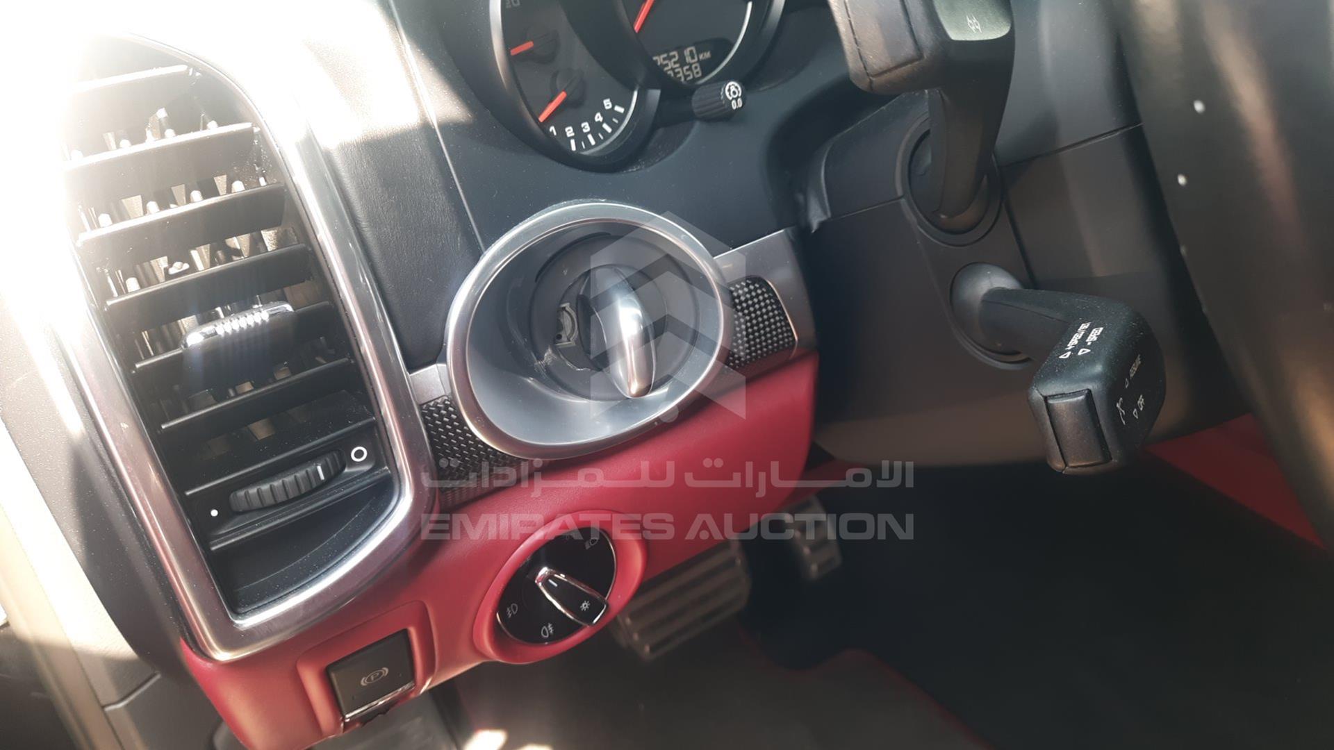 2016 PORSCHE CAYENNE GTS VIN: WP1ZZZ92ZGLA78028