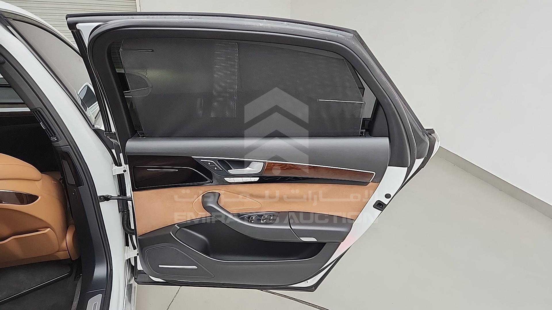 2015 AUDI A8 VIN: WAUY2BFD0FN000446