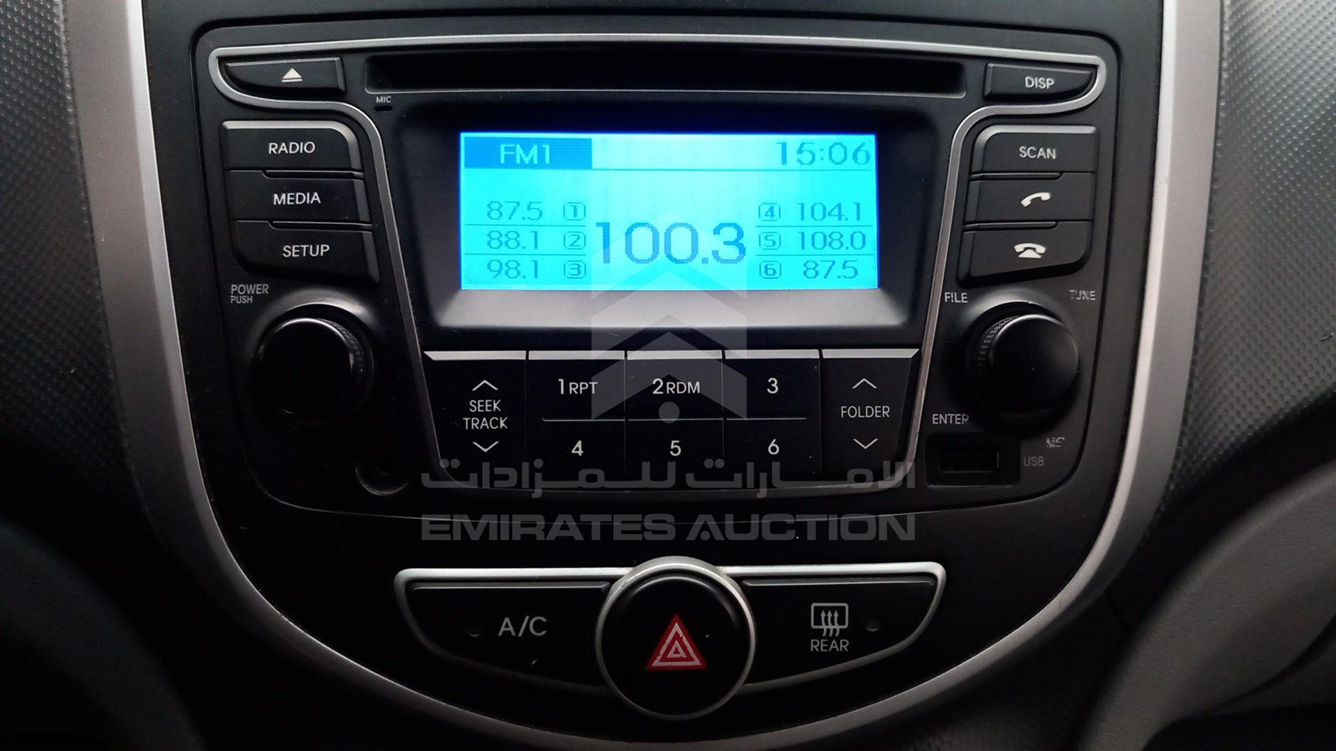 2015 HYUNDAI ACCENT VIN: KMHCT41BXFU710449