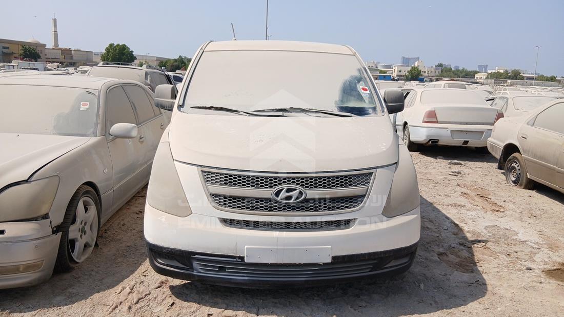 2012 Hyundai H1 — Full Front View — Photo 1