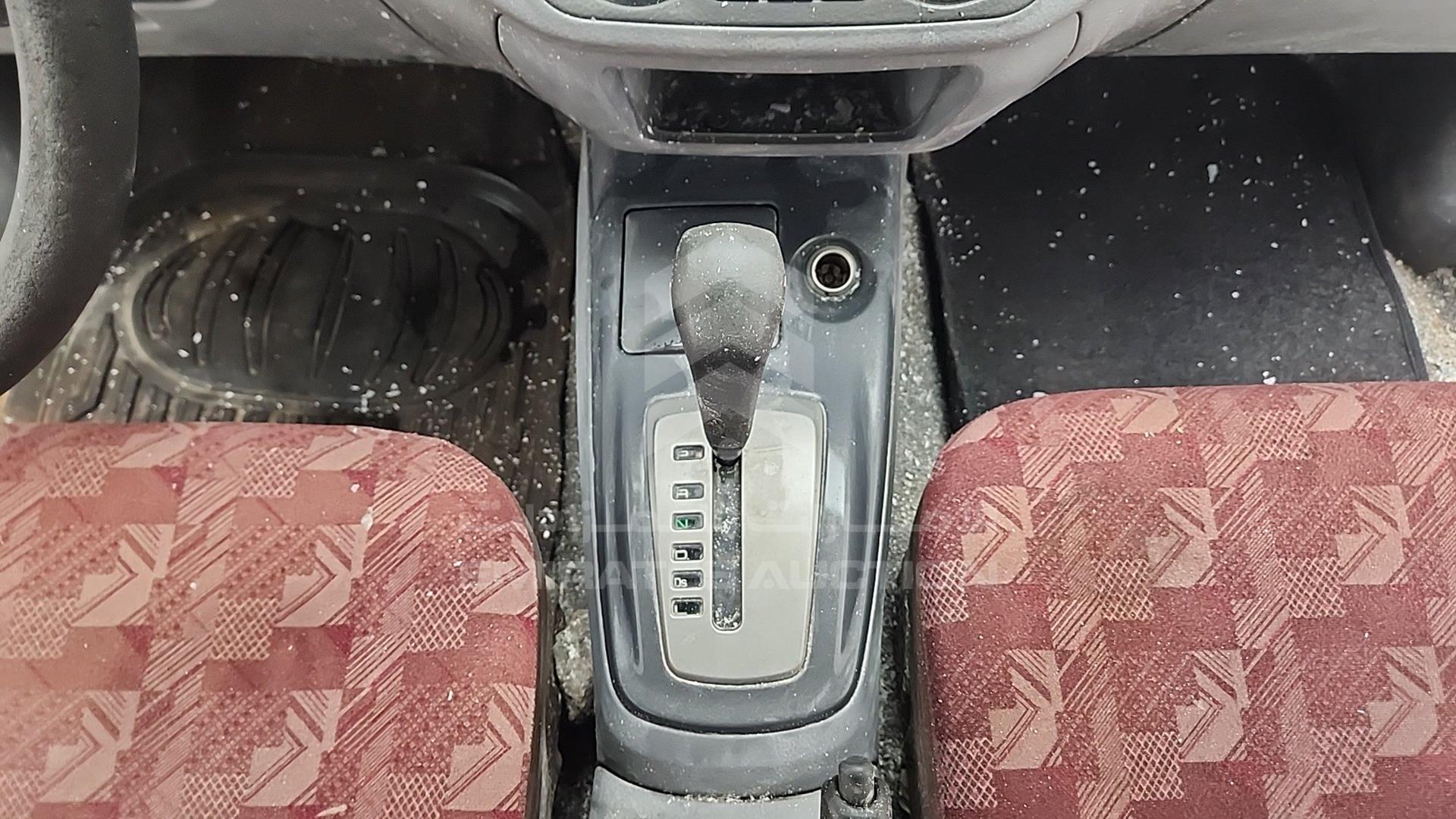 2005 MITSUBISHI LANCER VIN: JMYSTCS3A5U789617