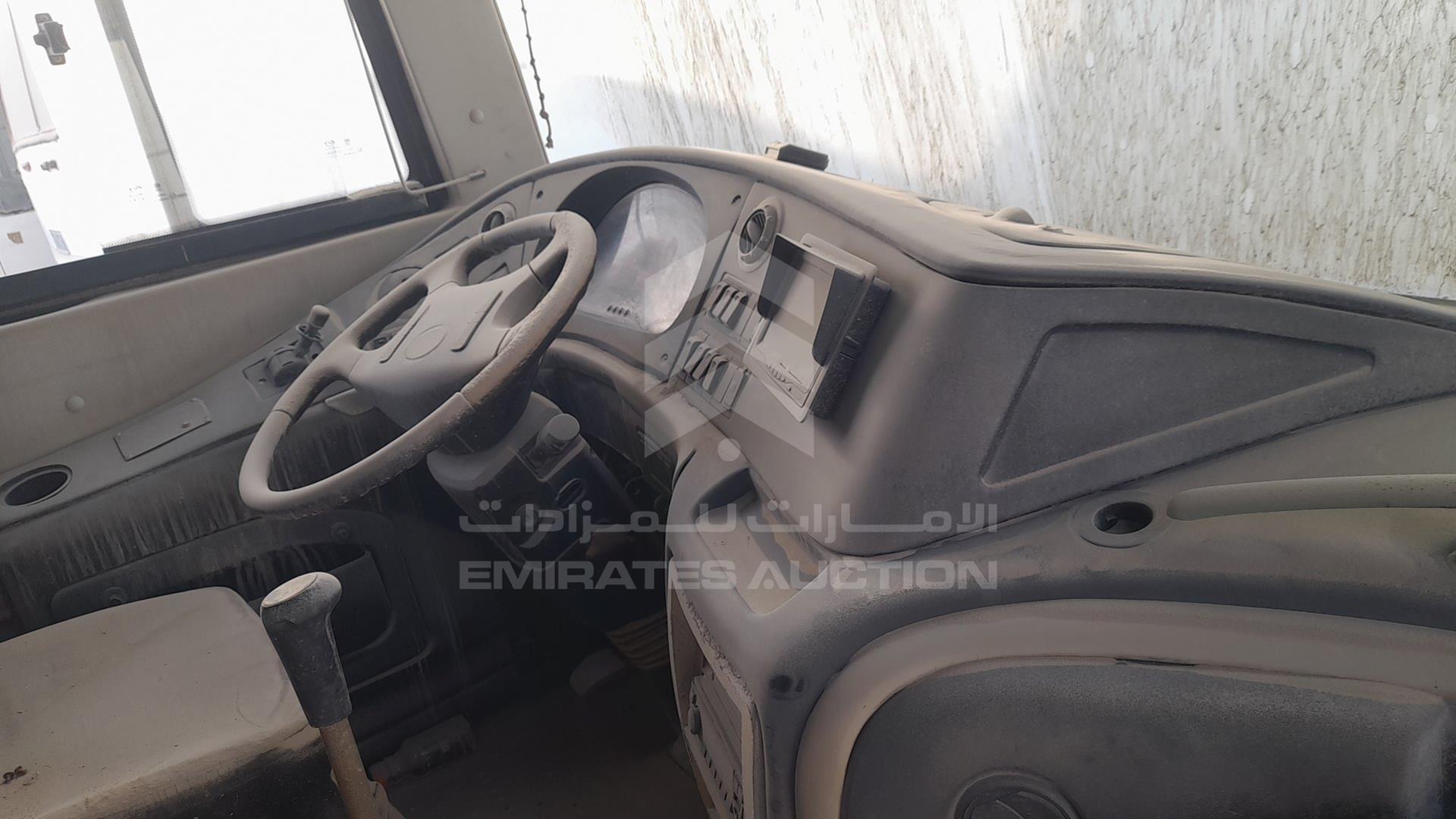 2014 WUZHOULONG FDG 6128 CNG VIN: LA86C0LK3DA300174