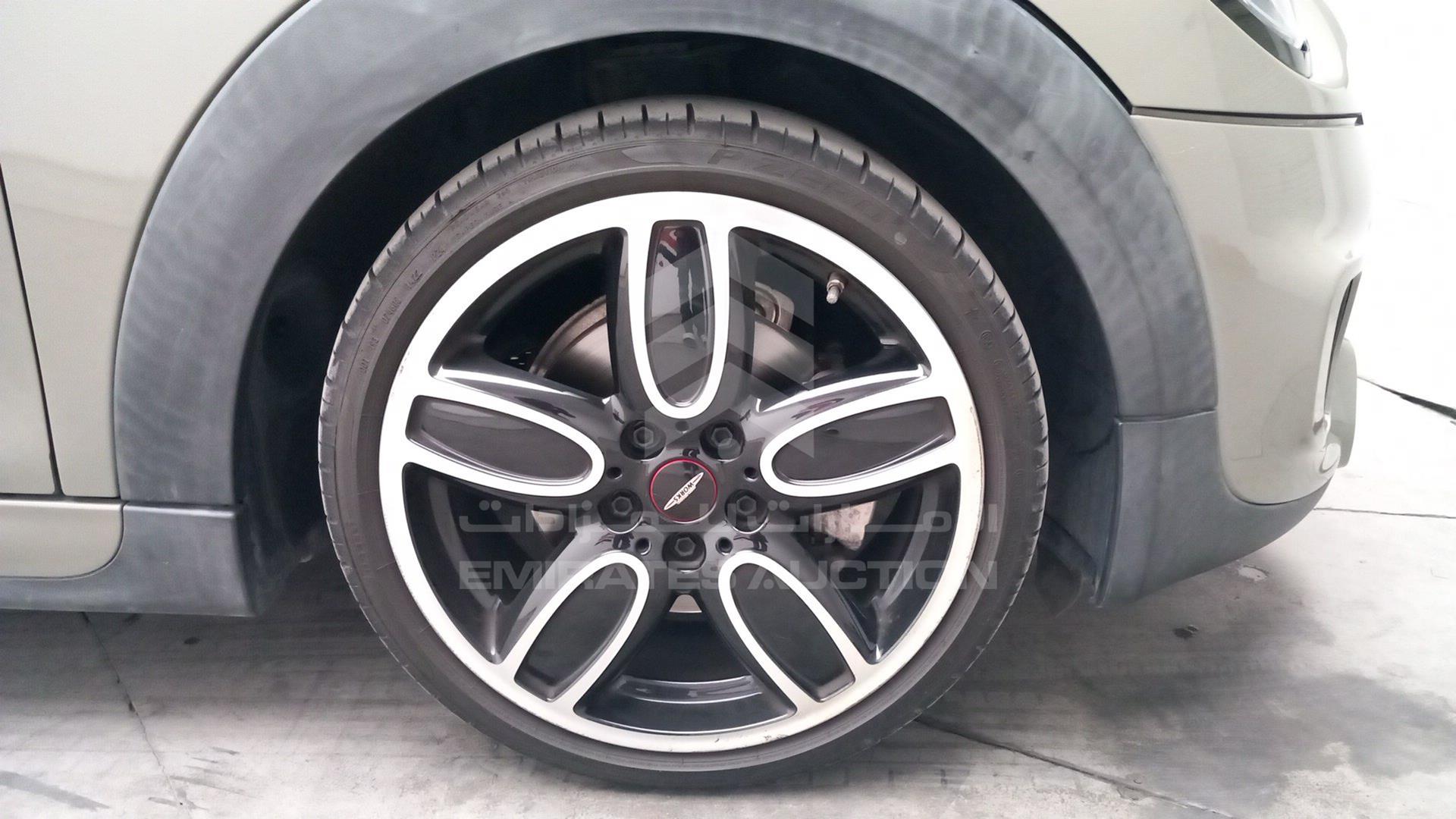 2021 MINI COOPER S VIN: WMWXR5A00M2N03907