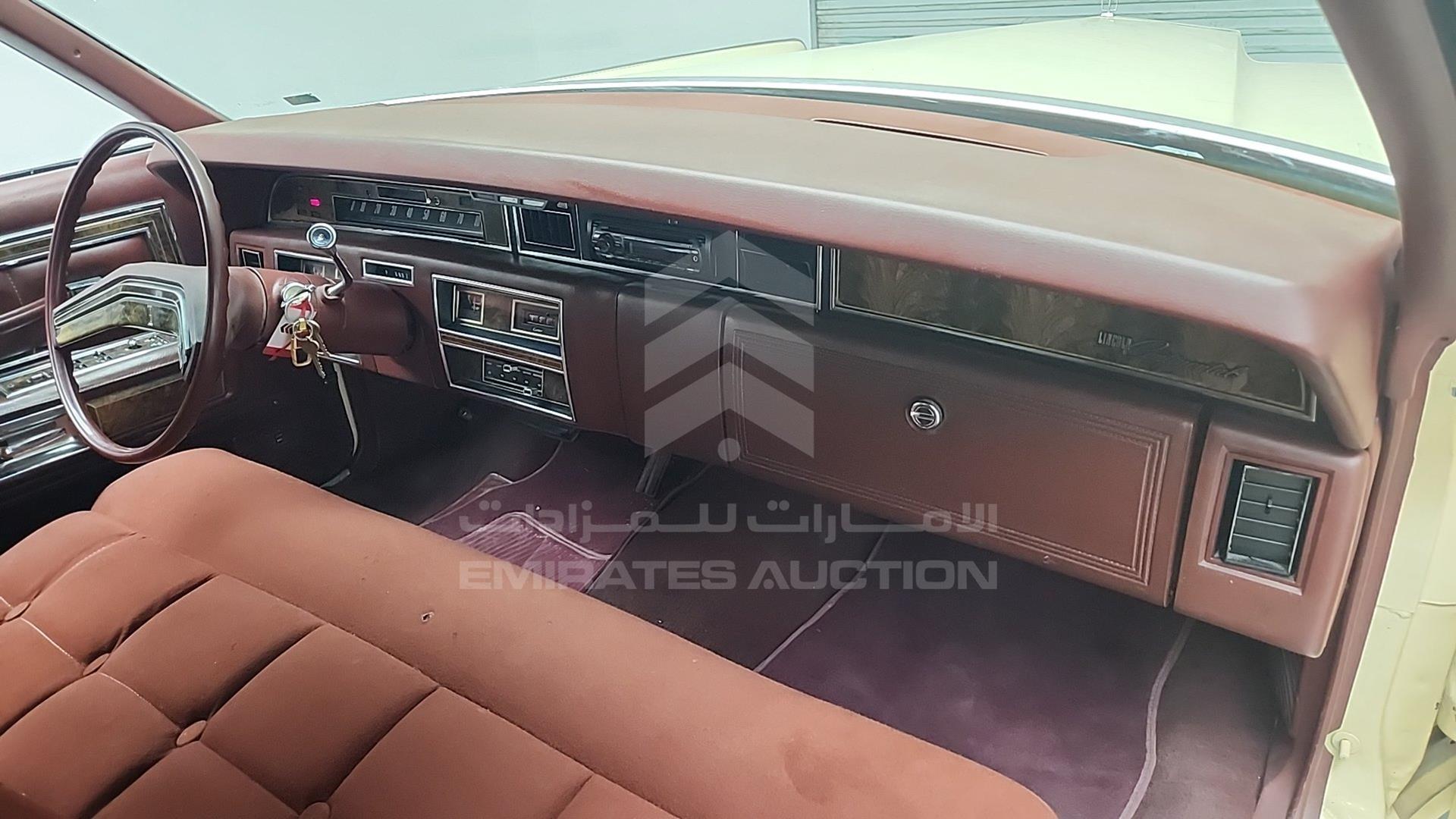 1977 LINCOLN CONTINENTAL VIN: 7Y82A847366