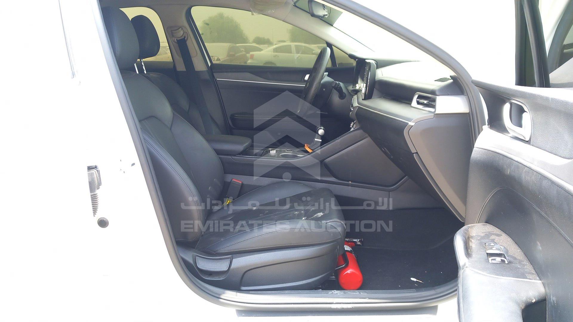 2021 KIA K5 VIN: KNAG24176M5051634