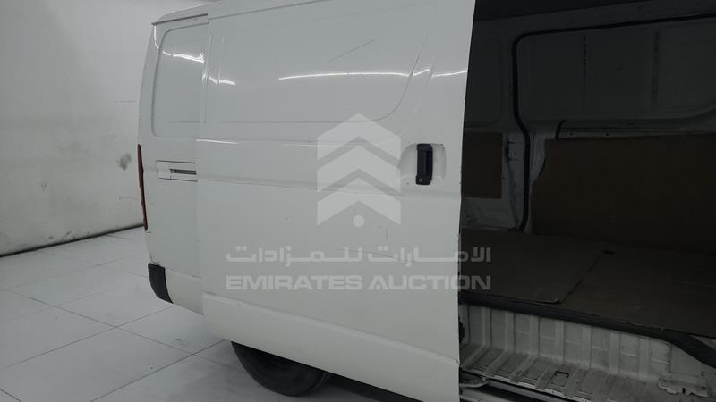 JTFHX02P0G0106555 Auction: EmiratesAuction Lot: 406209 JTFHX02P0G0106555 Toyota Hiace 2016 WHITE Photo 21