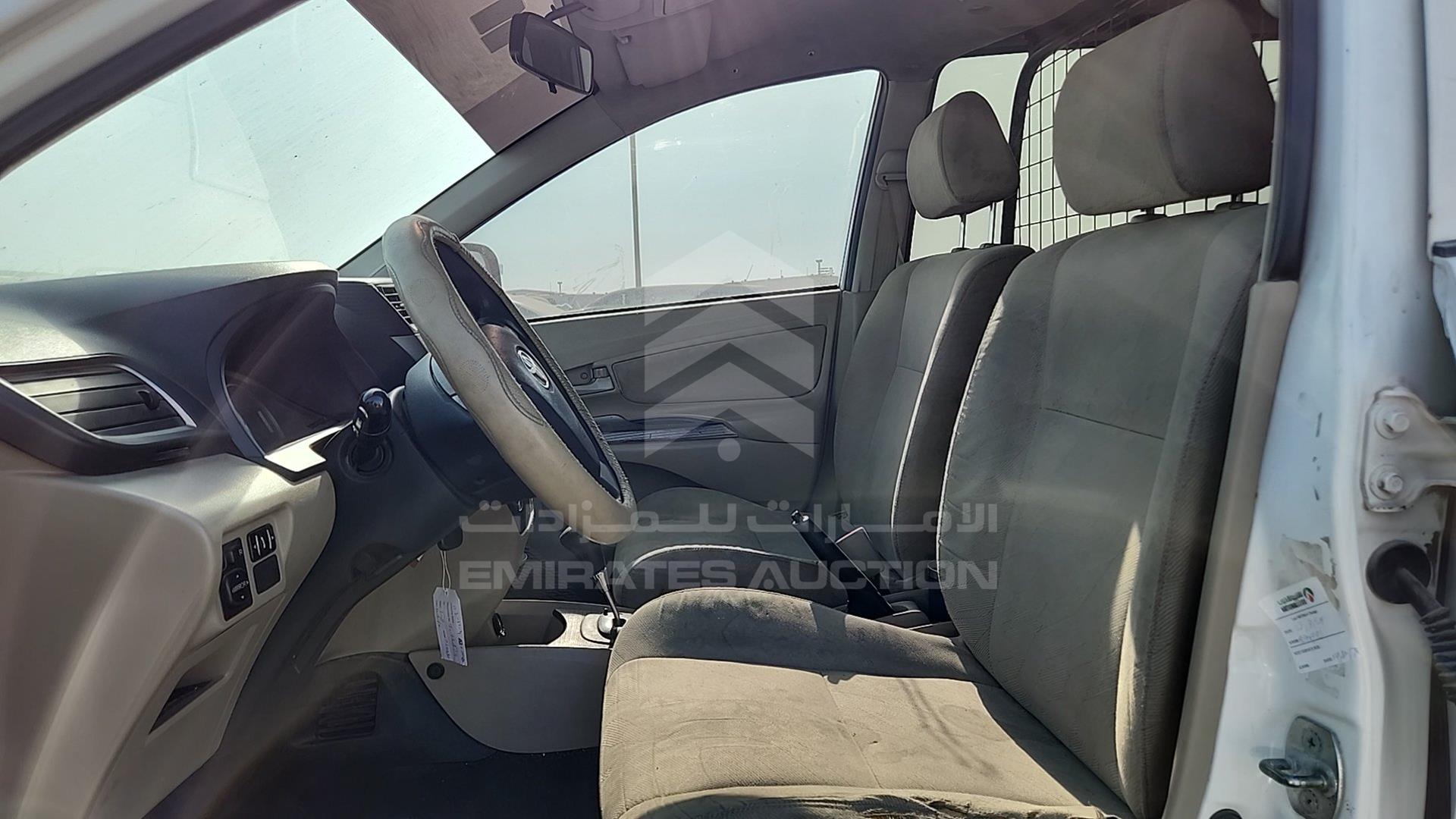 2015 TOYOTA AVANZA VIN: MHKMC13F6FK013658