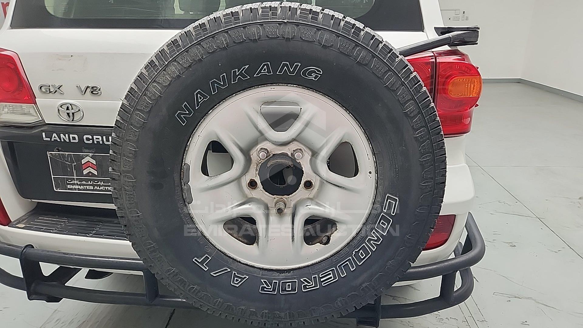 2014 TOYOTA LC 200 VIN: JTMHV09J404134874
