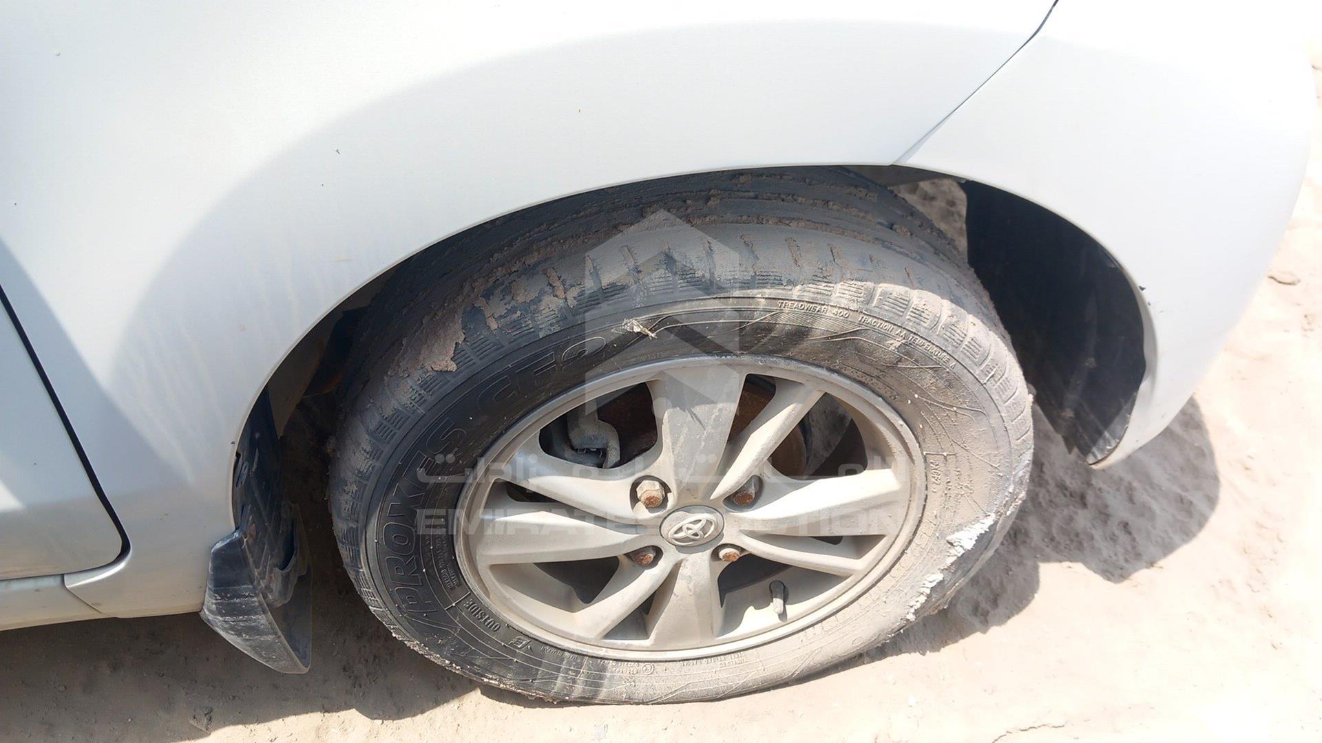 2015 TOYOTA AVANZA VIN: MHKMC13F4FK019359