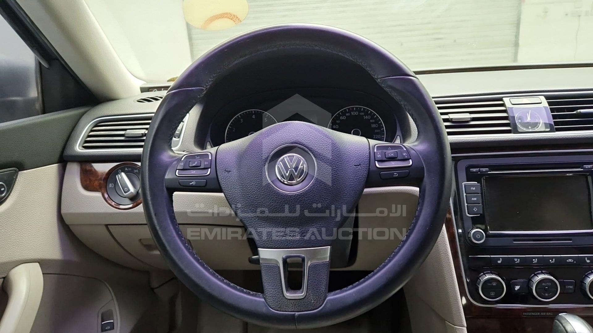 2013 VOLKSWAGEN PASSAT VIN: WVWCR7A35DC036730