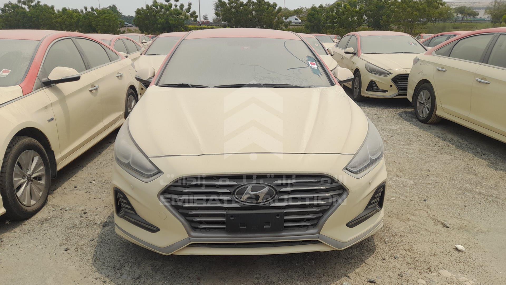 2018 HYUNDAI SONATA VIN: KMHE24131JA081968