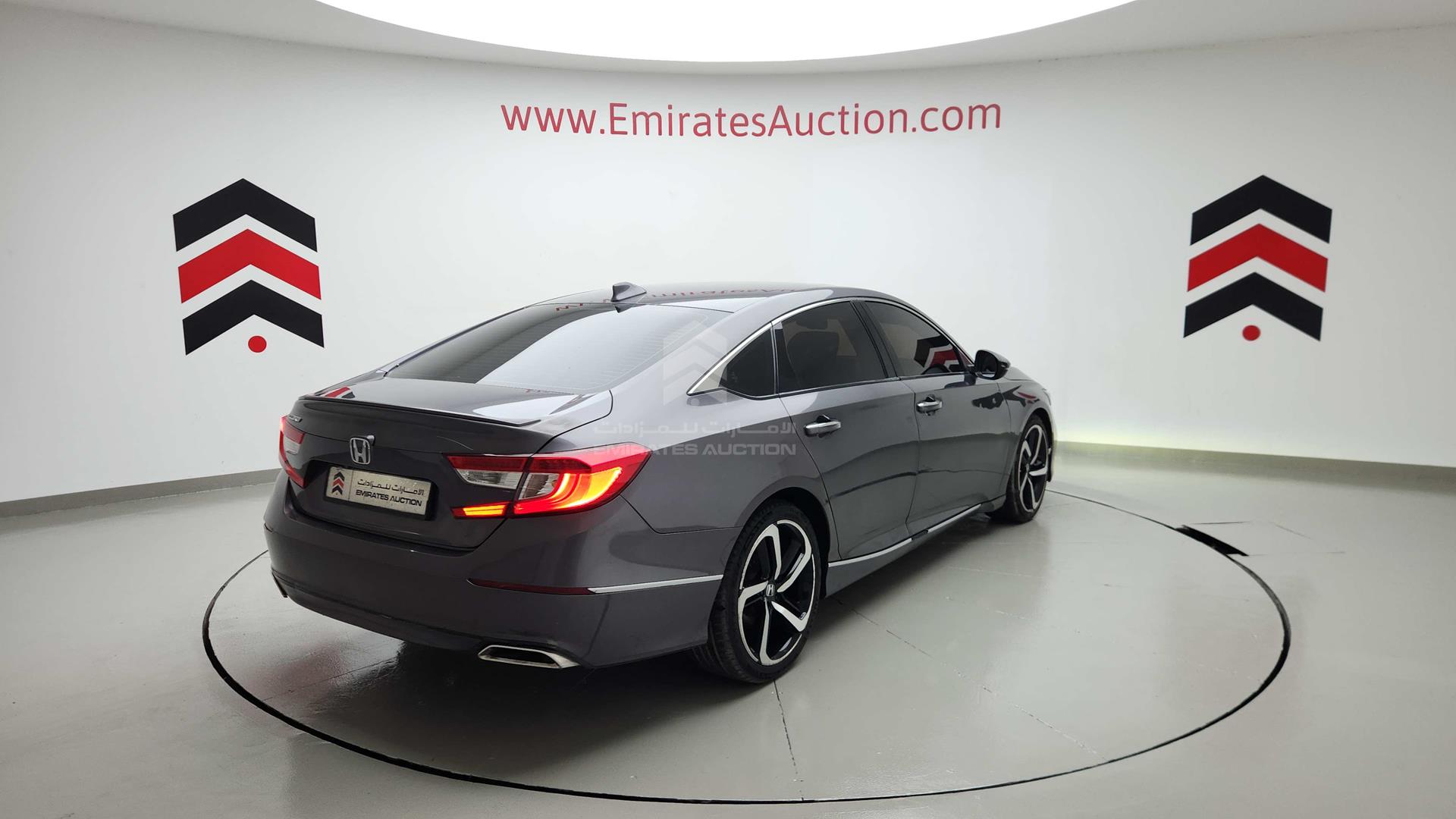 2018 HONDA ACCORD VIN: 1HGCV2630JA510635