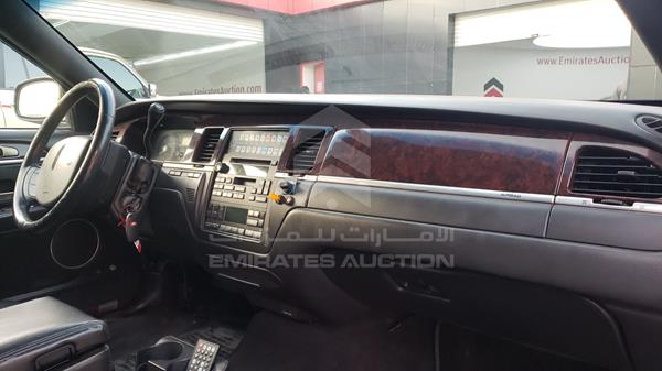 Lincoln Town 2008 2L1FM88W38X657567 Image 20
