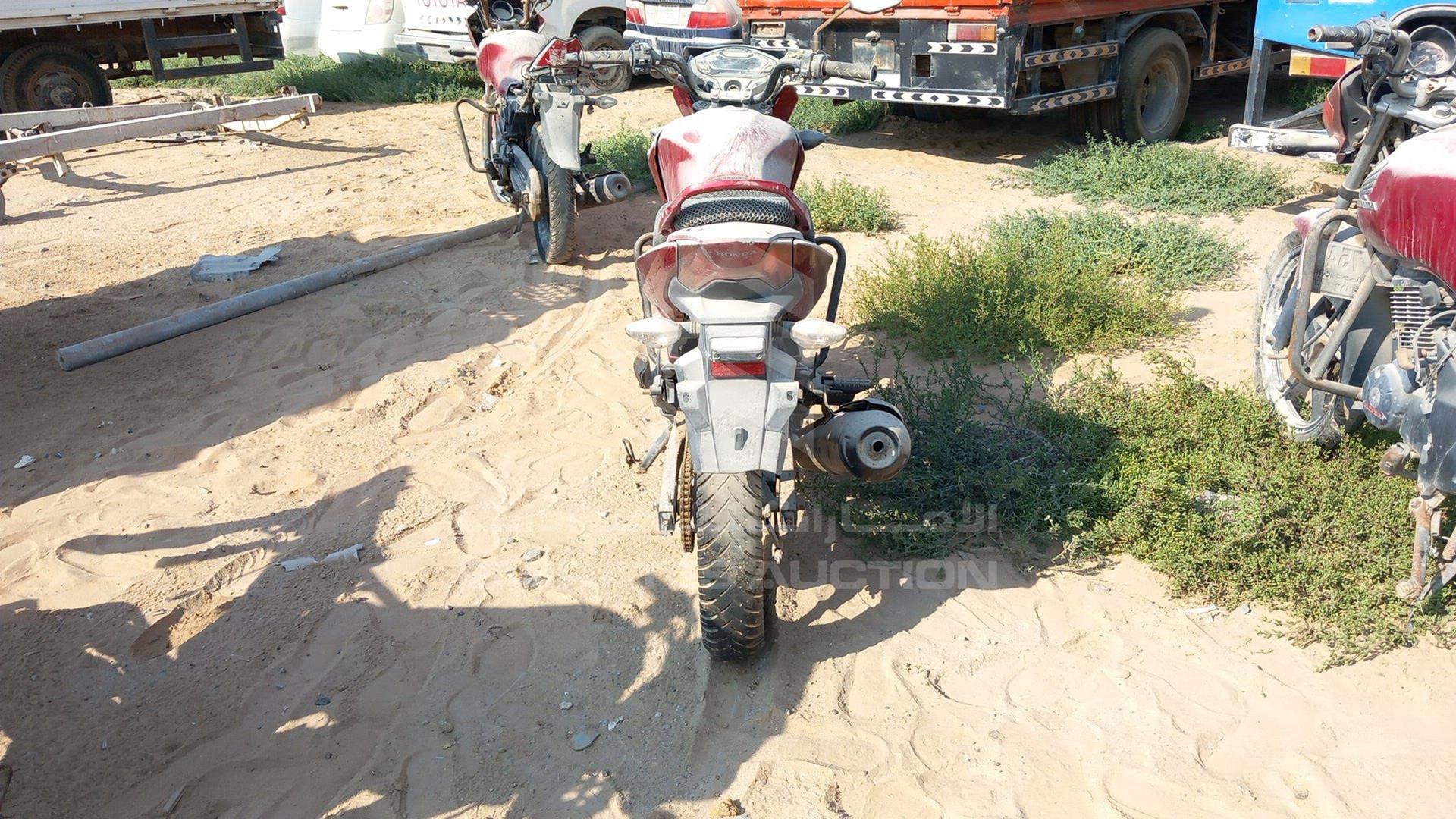 2016 HONDA MOTORBIKE VIN: ME4KC2035G8002980