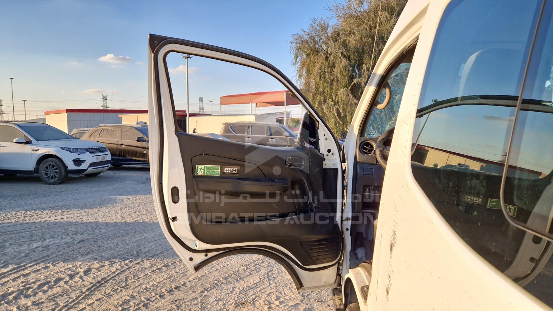 2023 NISSAN URVAN VIN: JN6BE6DS1P9075172