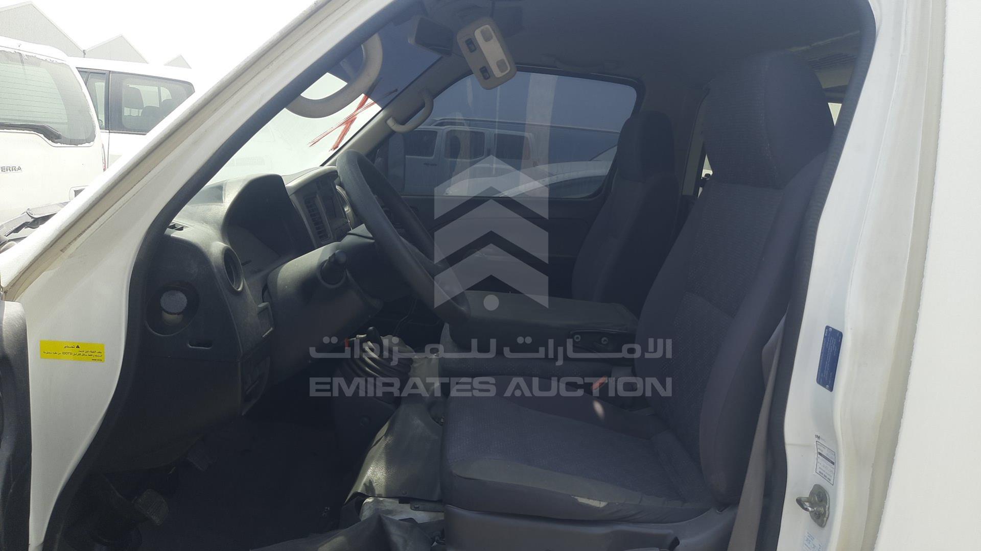 2010 NISSAN URVAN VIN: JN6AE54S7AX021965