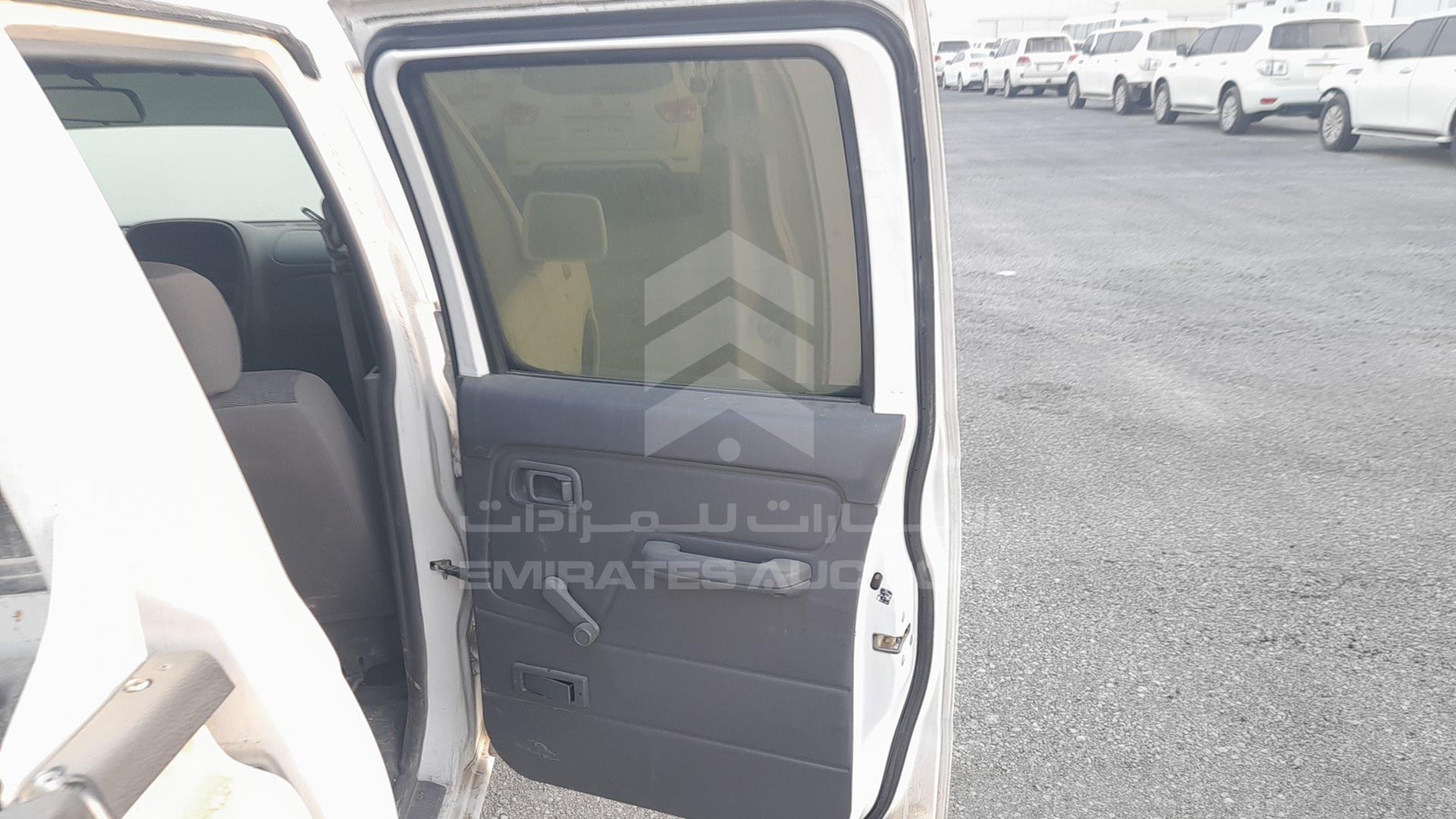 2008 NISSAN PICKUP VIN: JN6DD23S98X238024