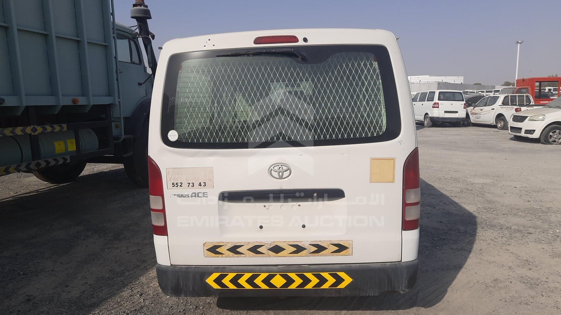 2009 TOYOTA HIACE VIN: JTFHX02P890040579