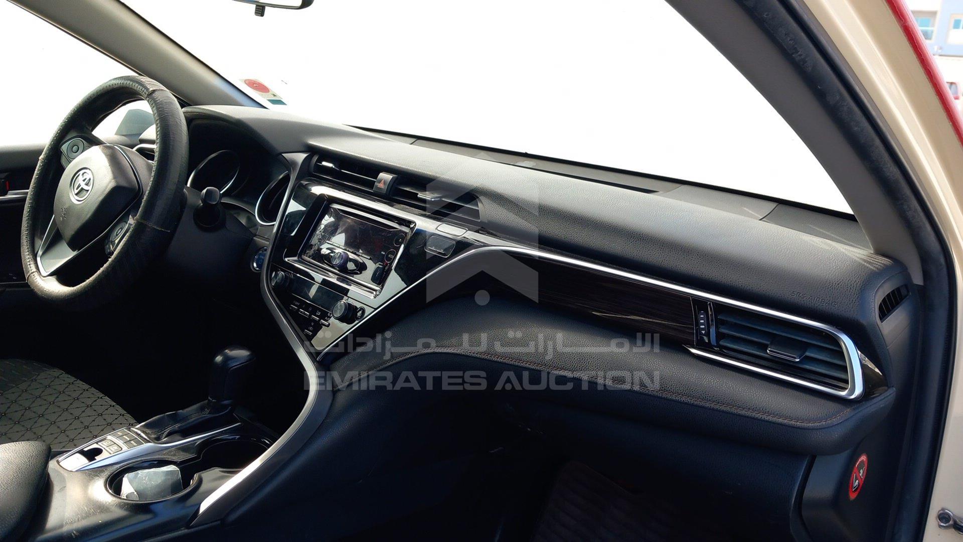 2018 TOYOTA CAMRY VIN: JTNB29HK2J3011400