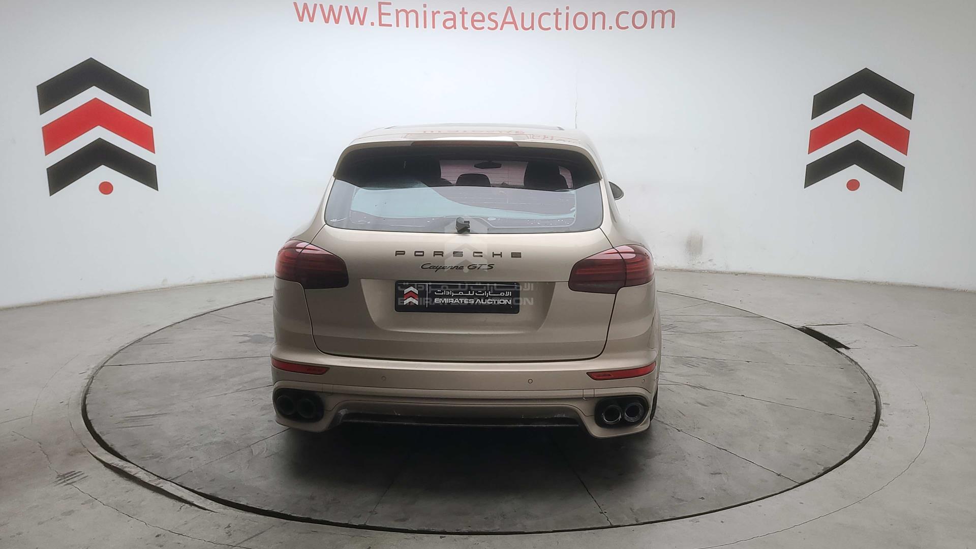 2016 PORSCHE CAYENNE VIN: WP1ZZZ92ZGLA72112