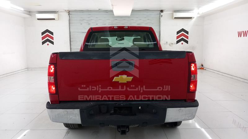 3GCPK9E7XCG160017 Auction: EmiratesAuction Lot: 409827 3GCPK9E7XCG160017 Chevrolet Silverado 2012 RED Photo 7