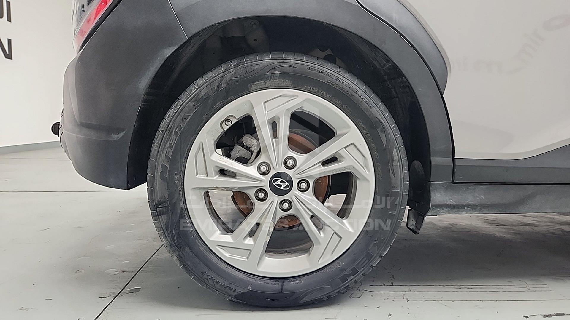 2022 HYUNDAI KONA VIN: KMHK281B3NU840464