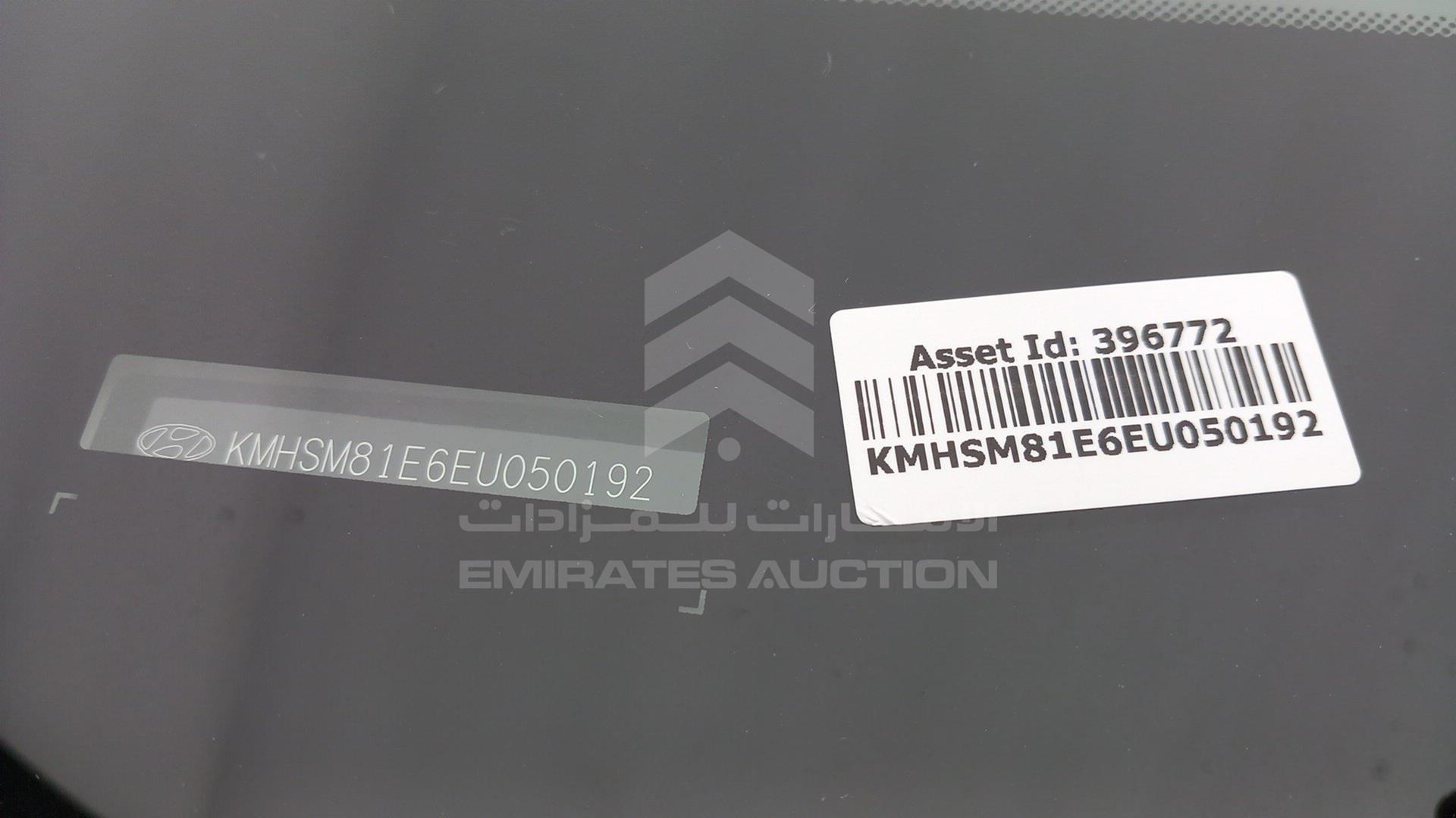 2014 HYUNDAI SANTA FE VIN: KMHSM81E6EU050192