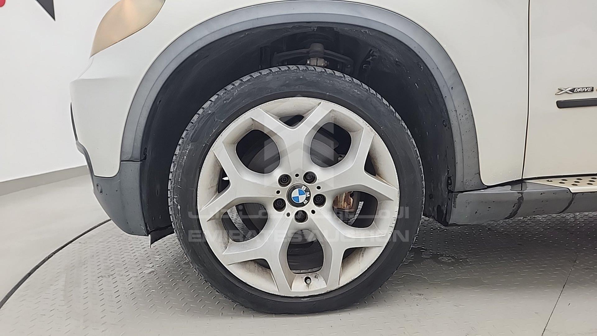 2009 BMW X5 VIN: WBAFE41029L244811
