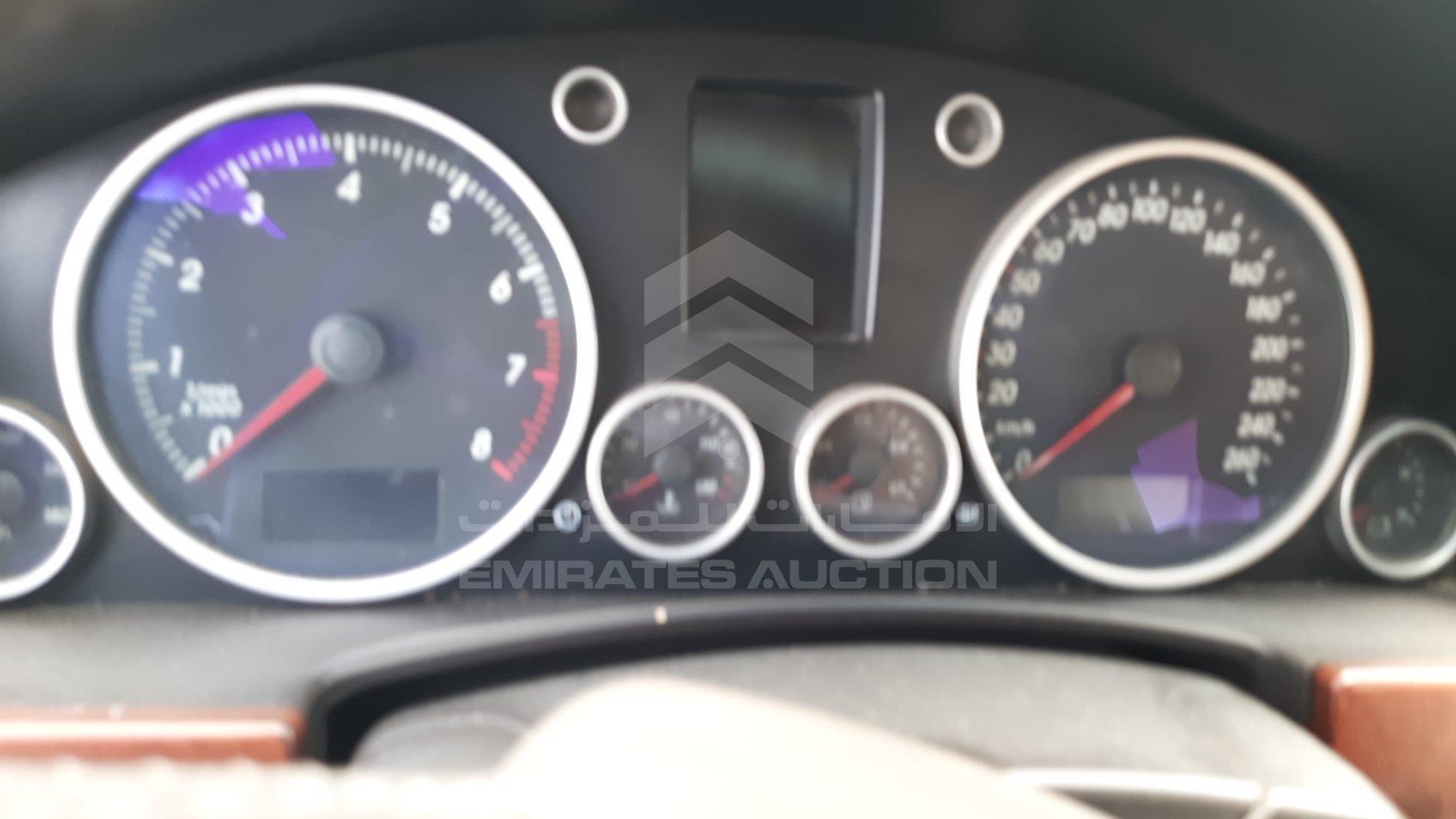 WVGAE27L06D048337 - 2006 Volkswagen Touareg - #353928