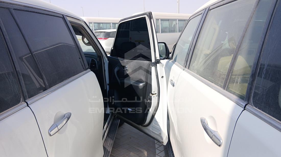 2022 Nissan Patrol — Front Right Door — Photo 24