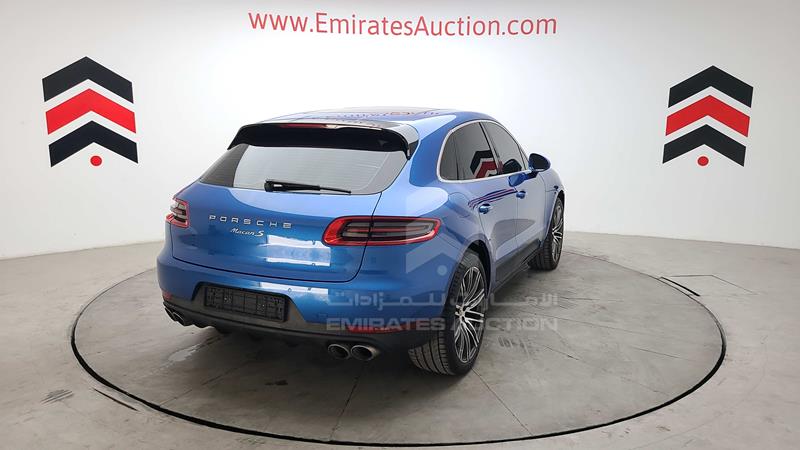 WP1ZZZ95ZFLB61537 2015 Porsche Macan photo 9